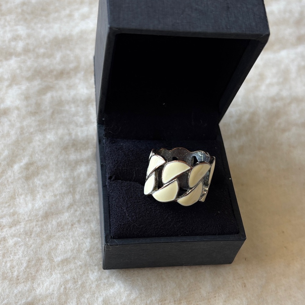 Silver and Cream Chain Ring